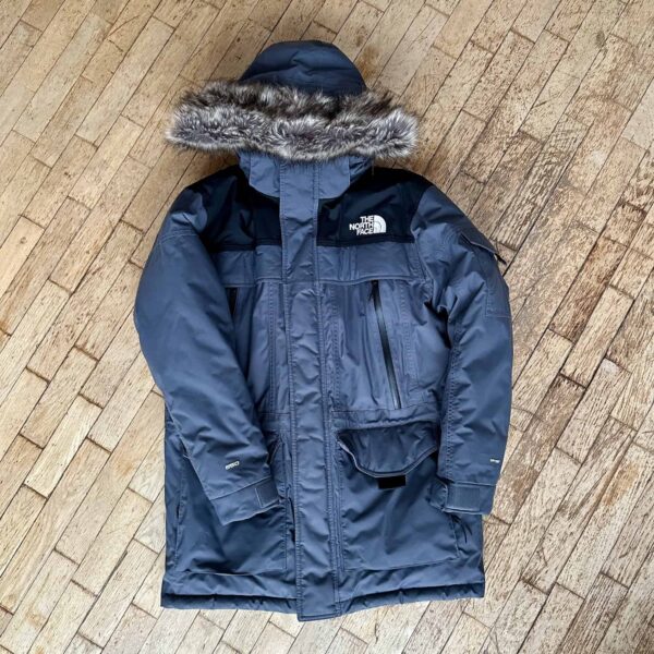 Bunda North Face - Legendary Video