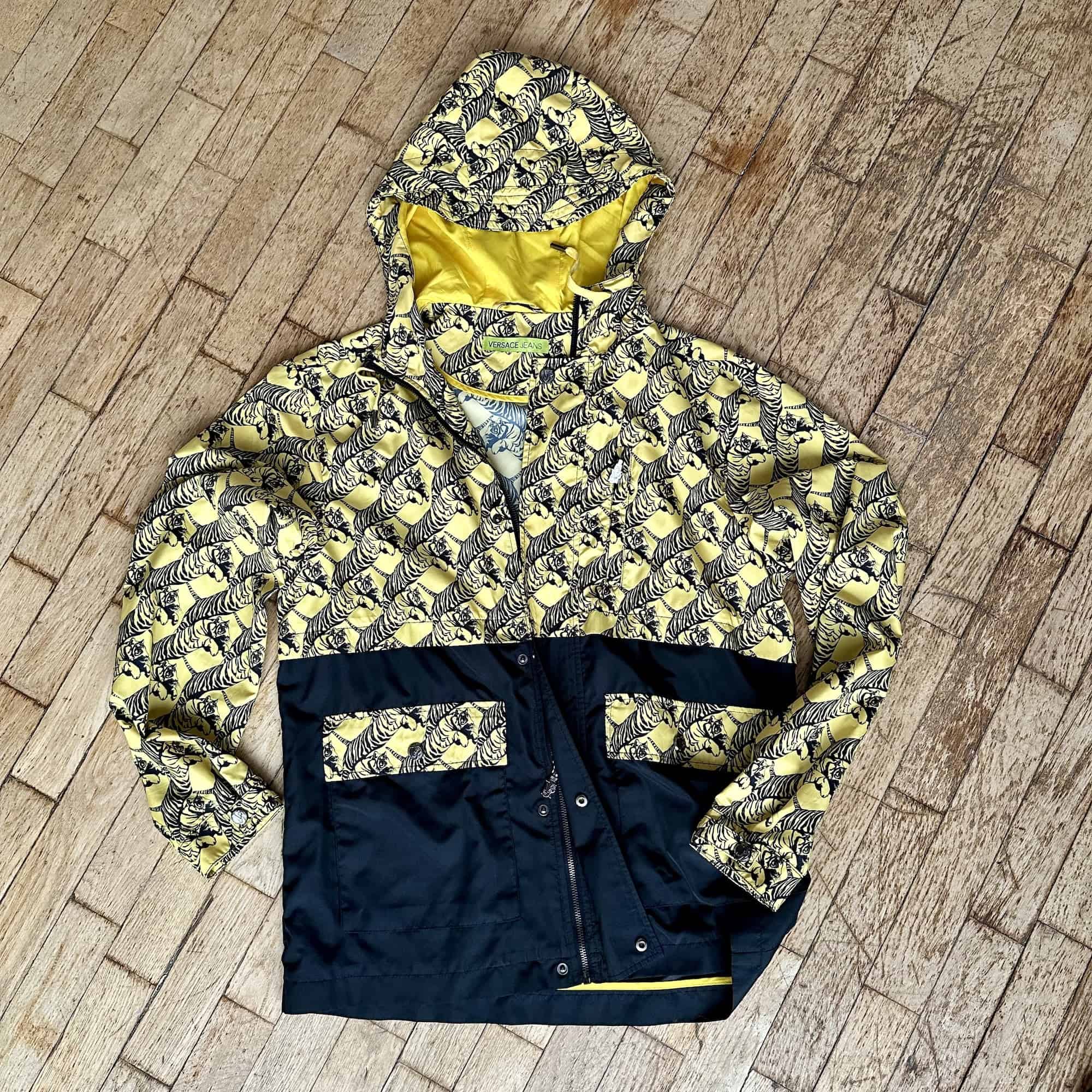 Bunda Versace Jeans – Dal Sem Spliff Video
