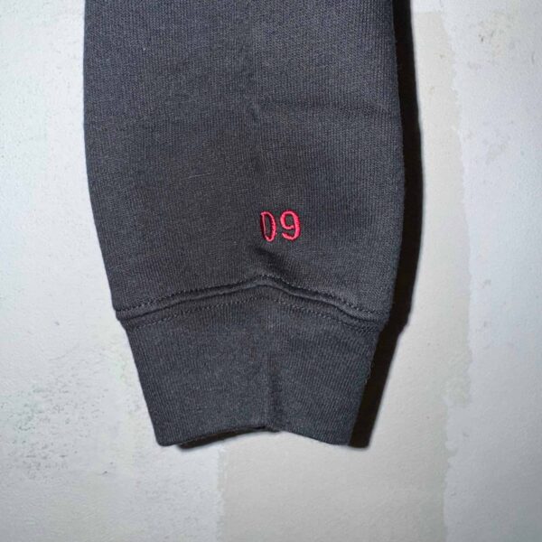 ARCHETYP 51 WOMENS CROP HOODIE - Image 4