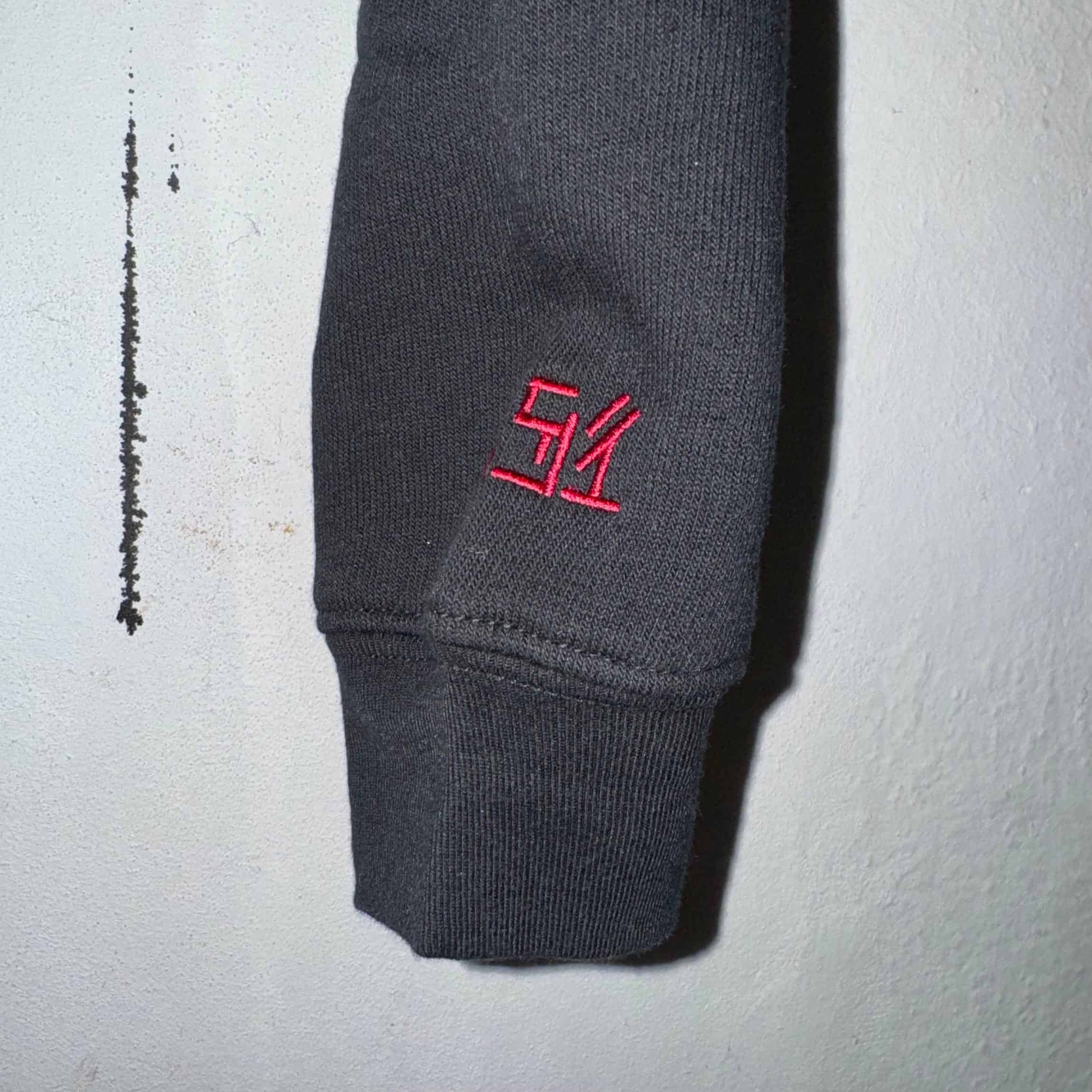 ARCHETYP 51 WOMENS CROP HOODIE