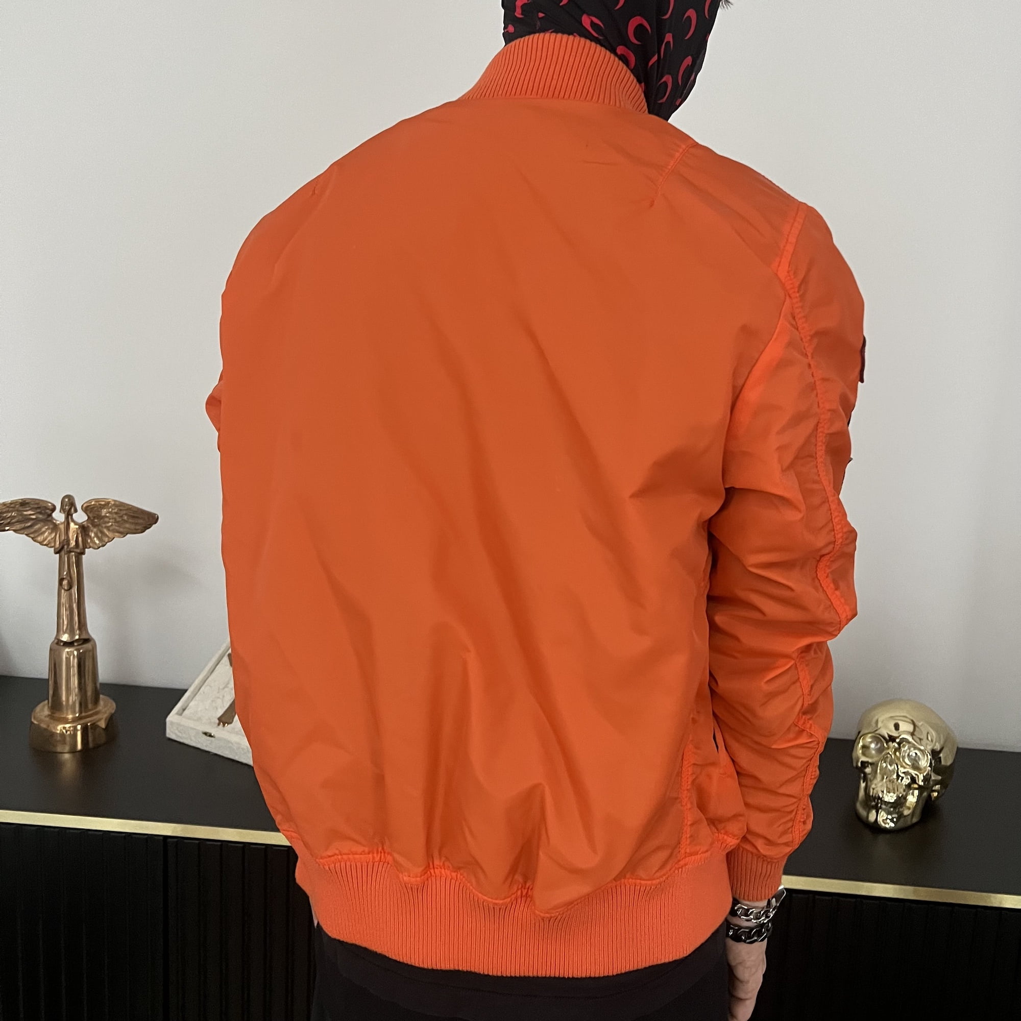 Bunda Alpha Industries – Skončila Show Video