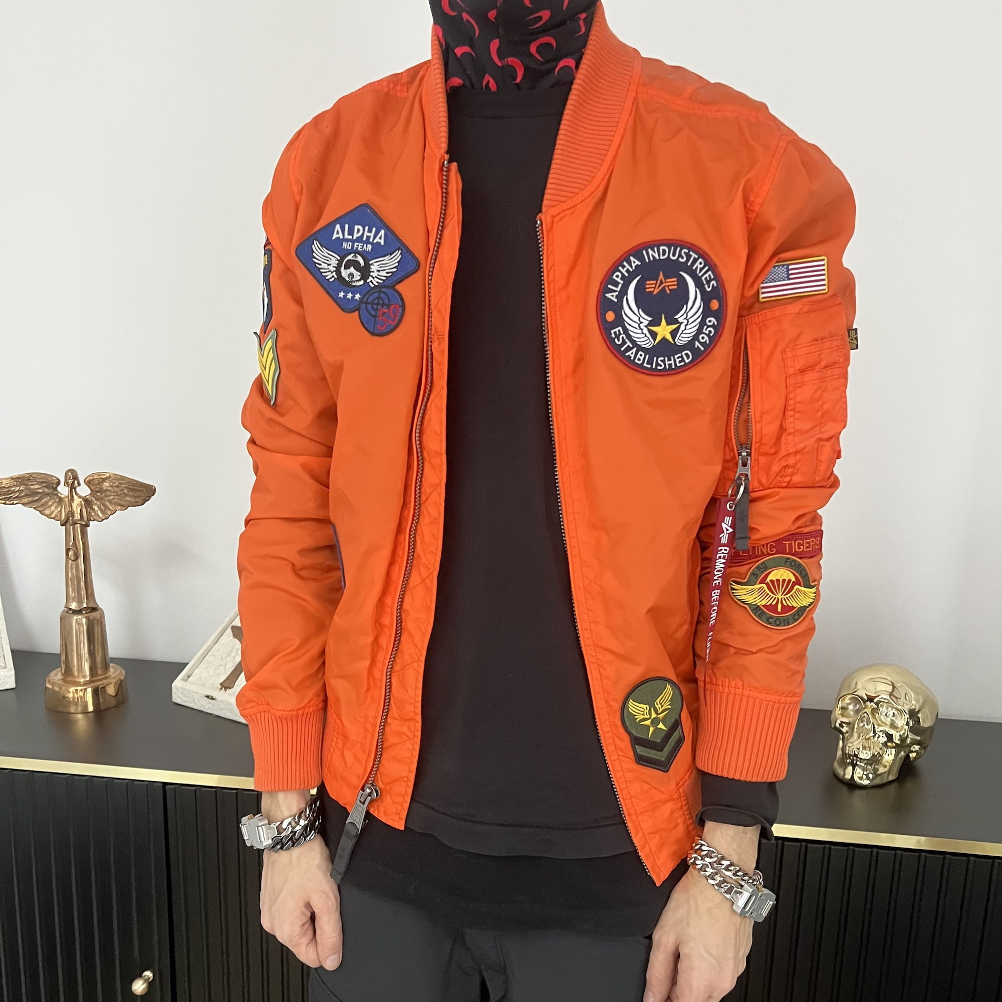 Bunda Alpha Industries – Skončila Show Video